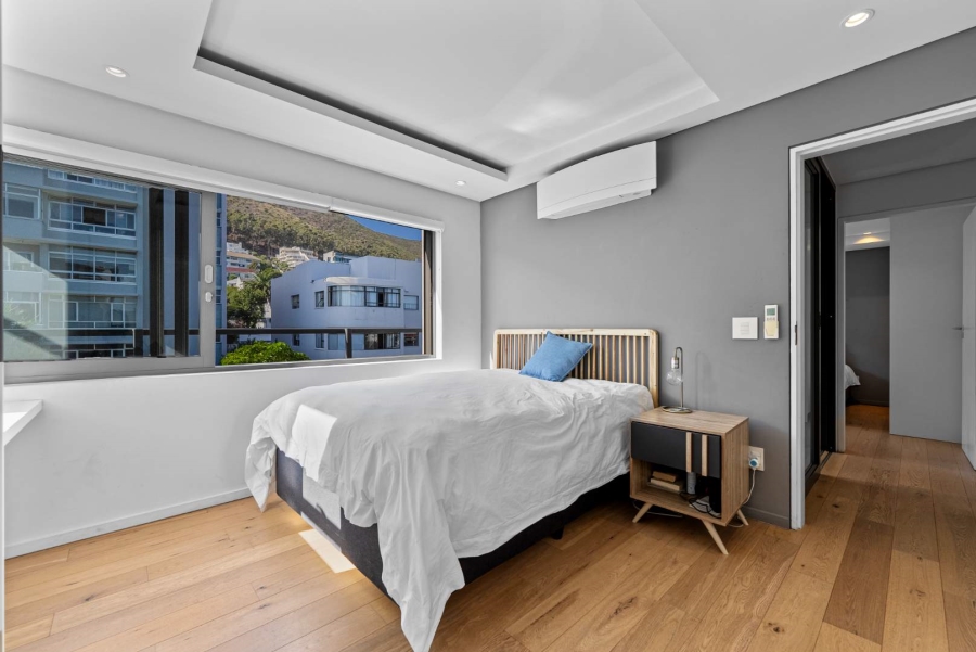 To Let 2 Bedroom Property for Rent in Sea Point Western Cape